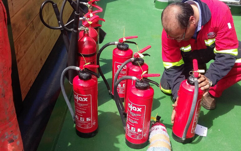 Sistemas contra Incendio, Respiración & otros Equipos relacionados.